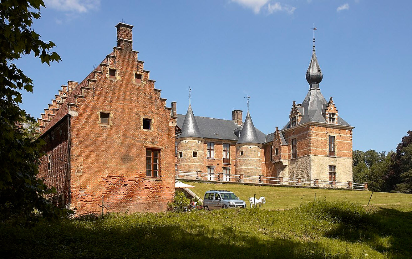 Kasteel Van Leefdaal, Belgium